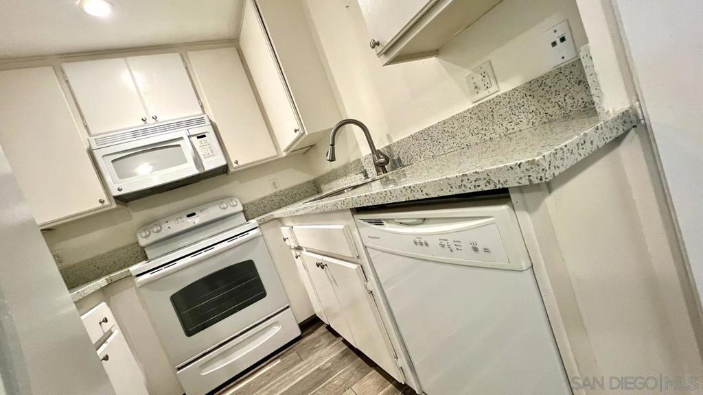 6330 Genesee Ave #213