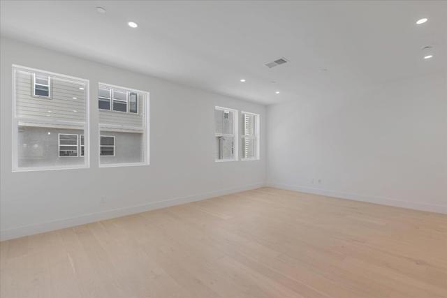2112 Ivory Terrace, San Ramon CA: https://media.crmls.org/mediaz/7ccf8a99-c2bd-486b-a8be-2afa9ac85616.jpg