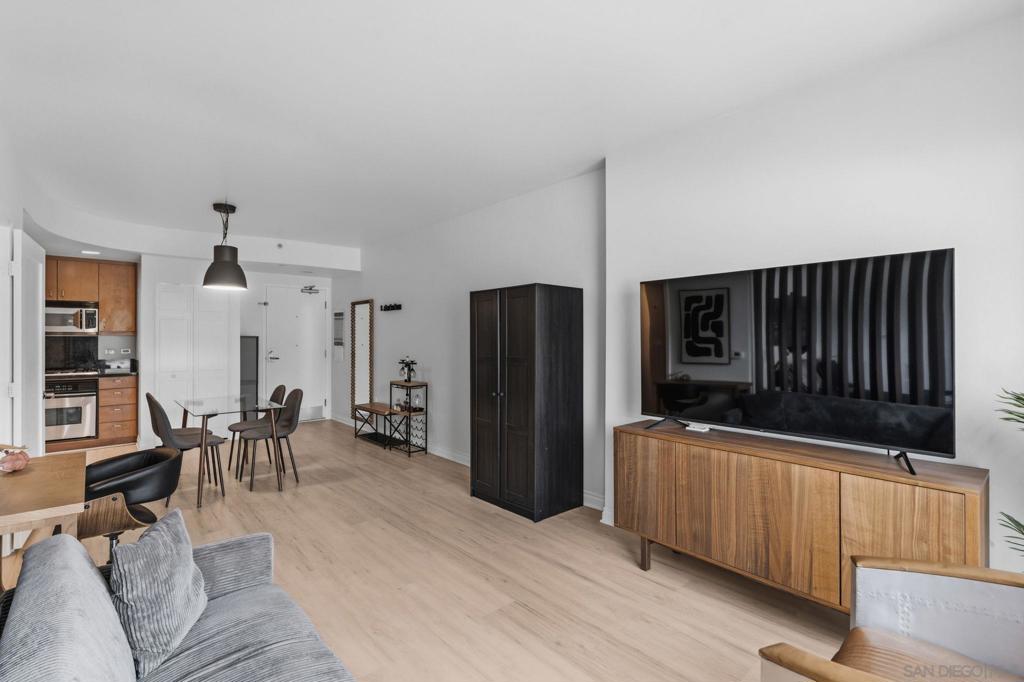 550 15th St - photo 3