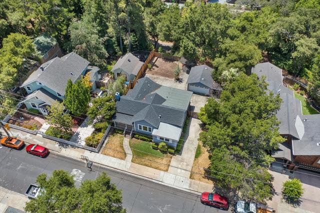 310 Johnson Avenue, Los Gatos CA: https://media.crmls.org/mediaz/7ccfae9e-bc5b-4ee1-bcbd-b1bfbc5fb4af.jpg