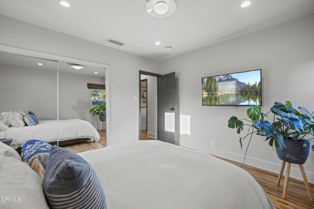 Detail Gallery Image 13 of 26 For 4905 Wiota St, Los Angeles,  CA 90041 - 3 Beds | 2/1 Baths