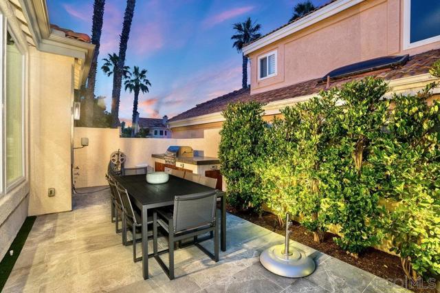 12 Mardi Gras Rd, Coronado CA: https://media.crmls.org/mediaz/7cd1167e-e778-4f79-97df-69d62dc53735.jpg