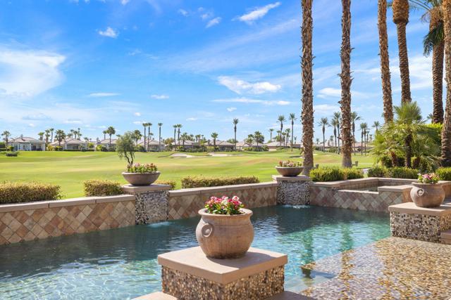 51464 Marbella Court, La Quinta CA: https://media.crmls.org/mediaz/7cd11b4e-1a53-4763-9f14-7b4964deb0fb.jpg