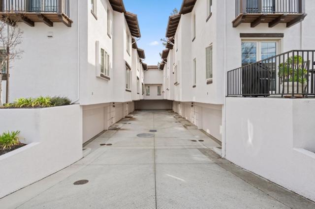 502 Tyndall Street, Los Altos CA: https://media.crmls.org/mediaz/7cd11fd7-0350-4544-a961-4d4a2f96c1b2.jpg