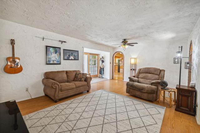 355 Santa Cruz Street, Boulder Creek CA: https://media.crmls.org/mediaz/7cd17723-d700-453c-b29a-36c73eac8ab4.jpg