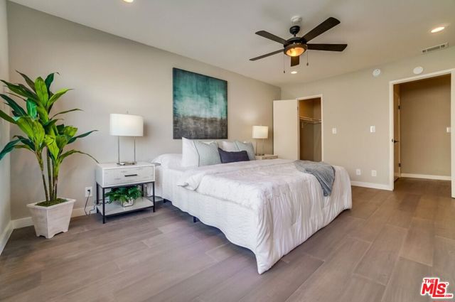 1832 Rockefeller Lane, Redondo Beach, California 90278, 2 Bedrooms Bedrooms, ,2 BathroomsBathrooms,Residential,For Sale,Rockefeller,25603743 1832 Rockefeller Lane, Redondo Beach, California 90278, 2 Bedrooms Bedrooms, ,2 BathroomsBathrooms,Residential,For Sale,Rockefeller,25603743