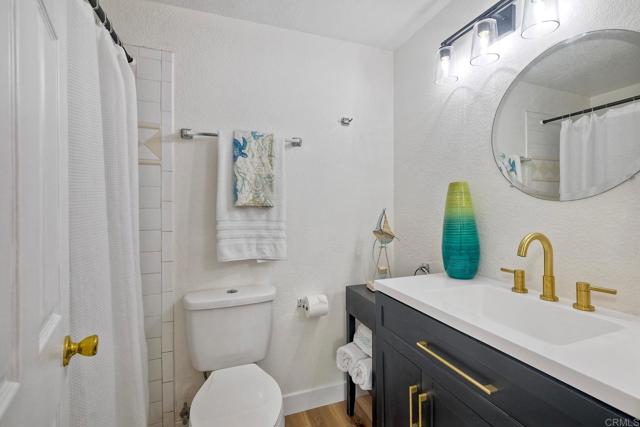 Detail Gallery Image 19 of 27 For 111 Fireside St, Oceanside,  CA 92058 - 4 Beds | 2 Baths