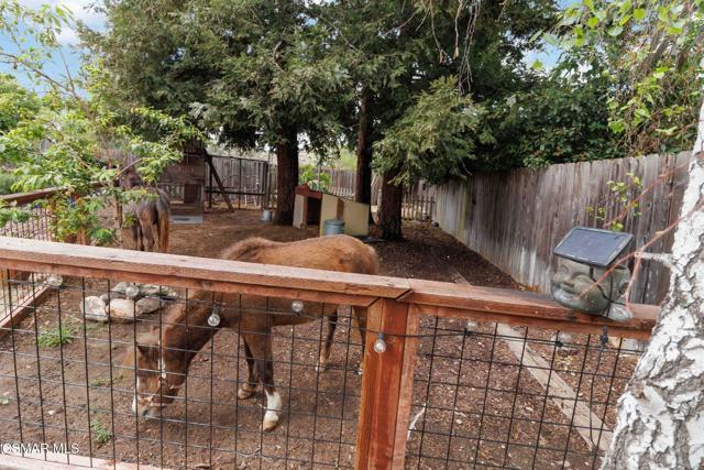 1881 Wellesley Drive, Thousand Oaks CA: https://media.crmls.org/mediaz/7cd2a1ad-1011-4f19-aeac-08808bb2b777.jpg