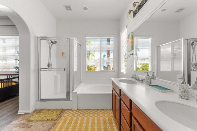 84340 Acqua Court, Indio CA: https://media.crmls.org/mediaz/7cd49349-c3cf-455a-ac7b-cf57023369e8.jpg