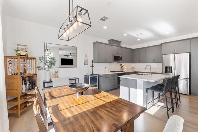 76321 Oxford Lane, Palm Desert, CA 92211