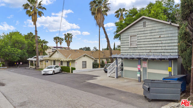 4581 Main Street, Riverside CA: https://media.crmls.org/mediaz/7cd593b7-ba67-4111-a6bb-cf8a01352d13.jpg