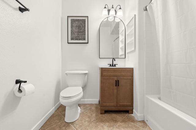26514 Arboretum Way, Murrieta CA: https://media.crmls.org/mediaz/7cd6c3a0-7006-4908-8845-3eed4ae78b39.jpg