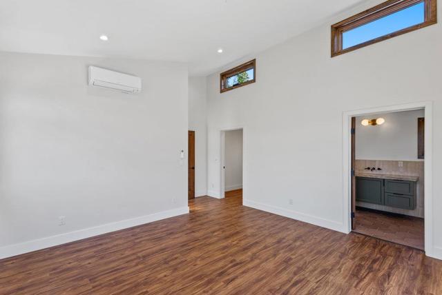 334 Anchorage Avenue, Santa Cruz CA: https://media.crmls.org/mediaz/7cd83343-50d4-4bc3-8709-a588ede7c63c.jpg