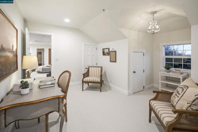 75 Donald Drive, Orinda CA: https://media.crmls.org/mediaz/7cd89899-7b36-45de-9678-132e1345979c.jpg