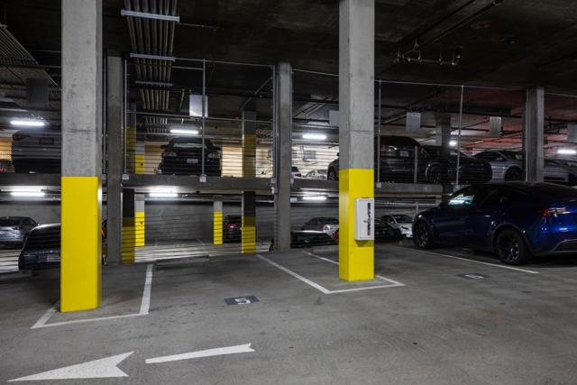 20488 Stevens Creek Boulevard, Cupertino CA: https://media.crmls.org/mediaz/7cd8d79b-7773-4bbf-99dc-c70ea52b8530.jpg