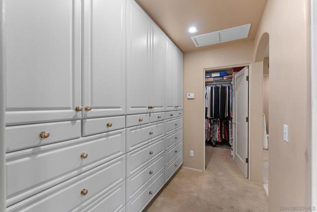 4386 Adams Ave, San Diego CA: https://media.crmls.org/mediaz/7cd92a01-84a3-44de-90a9-f8258bc43fe3.jpg