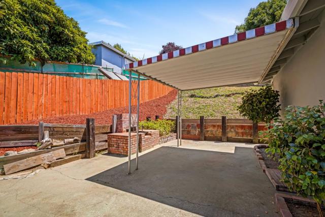 45 Crescent Drive, Watsonville CA: https://media.crmls.org/mediaz/7cd964e4-701c-48e6-8fa3-fdcd069220c4.jpg