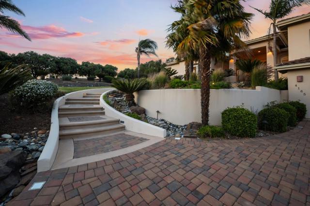 4165 Ashford Circle, Hollister CA: https://media.crmls.org/mediaz/7cdccecc-3464-48bc-b852-fab85d1acbf9.jpg