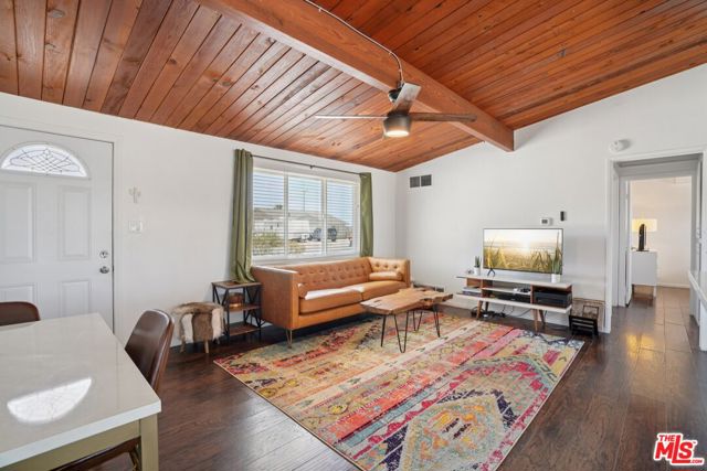 6959 Juniper Avenue,  CA: https://media.crmls.org/mediaz/7cdd0e9f-0b1c-431e-a5ba-7f6fc57aeb39.jpg
