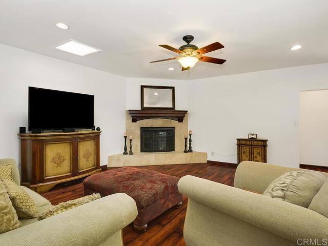 Detail Gallery Image 17 of 67 For 511 Hilltop Dr, Chula Vista,  CA 91910 - 3 Beds | 2 Baths