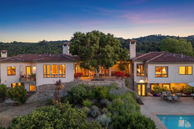 7 Redberry, Portola Valley CA: https://media.crmls.org/mediaz/7cddc237-667d-4ddc-8ac8-607b84e904b9.jpg