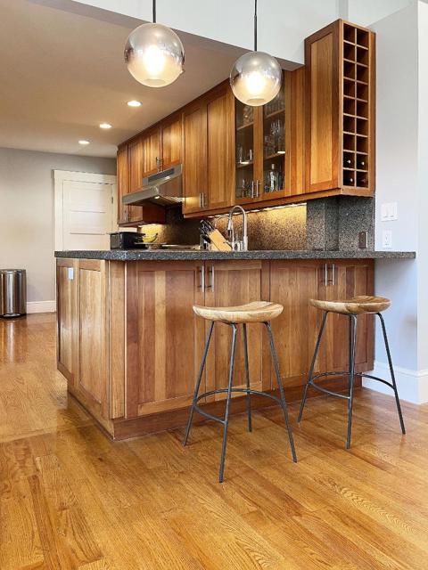 1812 Sanchez Avenue, Burlingame CA: https://media.crmls.org/mediaz/7cddc587-e0bf-4d9e-976a-2ff06bfeb811.jpg