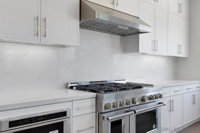 1752 Whaley St., Oceanside CA: https://media.crmls.org/mediaz/7cde52d8-ef1c-49db-98a7-5fd0edca4b04.jpg