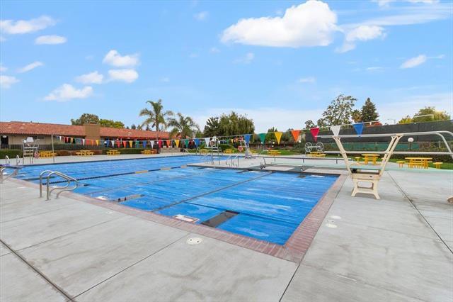 6535 Catamaran Street, San Jose CA: https://media.crmls.org/mediaz/7cdef2d0-2cbc-4d15-ad76-19f4c80d92b1.jpg