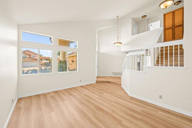 Detail Gallery Image 11 of 73 For 23925 Constantine Dr, Murrieta,  CA 92562 - 4 Beds | 3 Baths