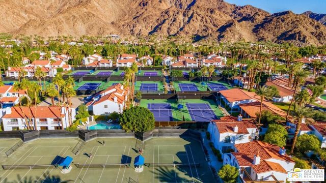 76978 Calle Mazatlan, La Quinta CA: https://media.crmls.org/mediaz/7ce17b8b-30c4-47ef-a097-4a04c69bf914.jpg