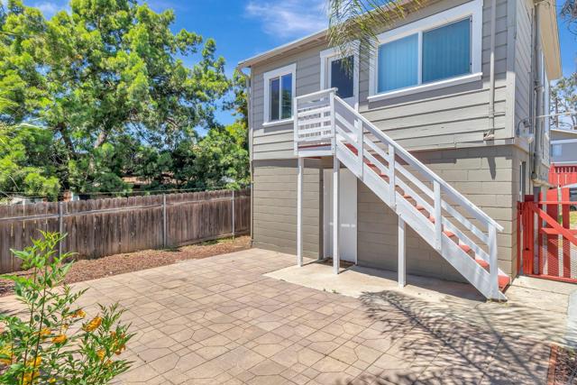 9065 67 Lemon St, Spring Valley CA: https://media.crmls.org/mediaz/7ce22480-d549-4810-bc3f-b330d858a258.jpg