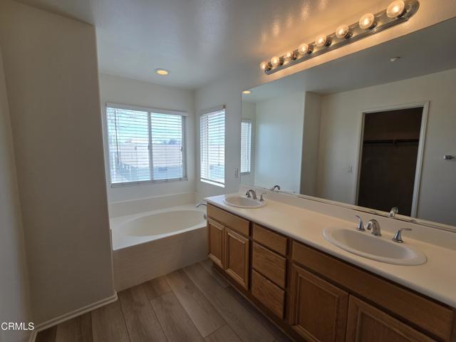Detail Gallery Image 19 of 36 For 686 Morado Pl, Oxnard,  CA 93030 - 3 Beds | 2/1 Baths