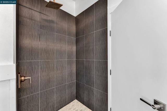 189 Suez Dr, Pacheco CA: https://media.crmls.org/mediaz/7ce2afae-b433-4144-ae0d-a569170cc374.jpg