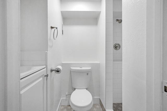 451 Winchester Street, Daly City CA: https://media.crmls.org/mediaz/7ce5454d-2197-405b-b58a-e1754667eac1.jpg