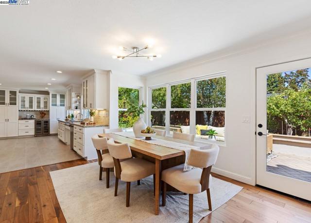 59 Arenas Ct, San Ramon CA: https://media.crmls.org/mediaz/7ce573cf-fcaa-41aa-9120-cbd31c0c7a23.jpg