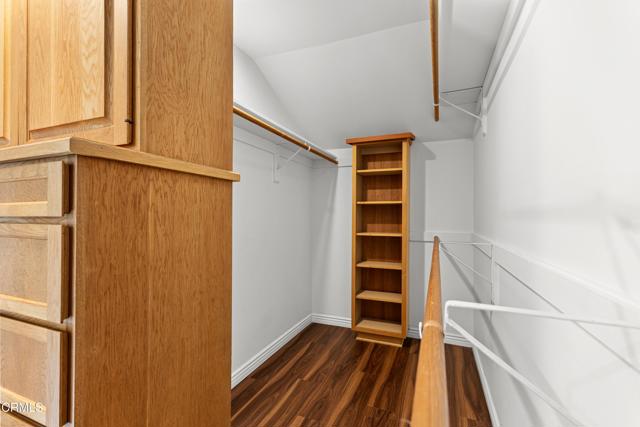 Detail Gallery Image 19 of 24 For 3826 Dixie Canyon Ave, Sherman Oaks,  CA 91423 - 3 Beds | 3 Baths