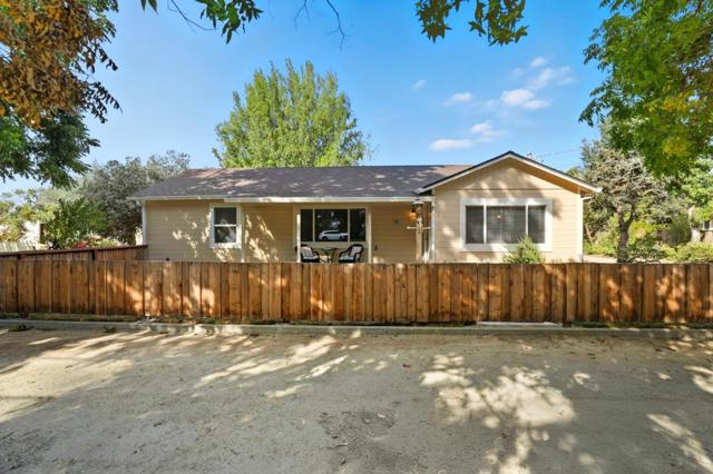 790 Shore Road, Hollister CA: https://media.crmls.org/mediaz/7ce798b5-1d8c-41ab-bd90-3ed84a696f62.jpg
