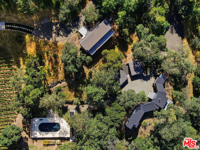 351 Wall Road, Napa CA: https://media.crmls.org/mediaz/7ce81bf0-f9e7-4365-a112-edd8d18e3e19.jpg