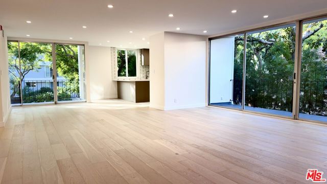 Living & Dining Room