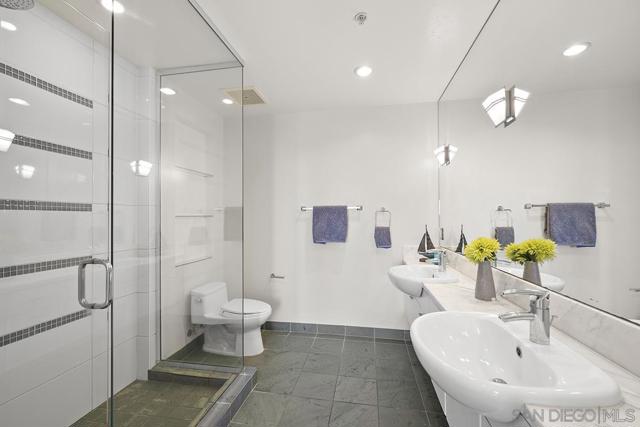 575 6th Avenue, San Diego CA: https://media.crmls.org/mediaz/7ce88022-b8f7-4638-8863-51745aa23812.jpg