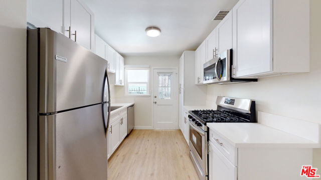 8903 Harratt Street, West Hollywood CA: https://media.crmls.org/mediaz/7ce8f89a-99c8-4283-a460-71334ac28810.jpg