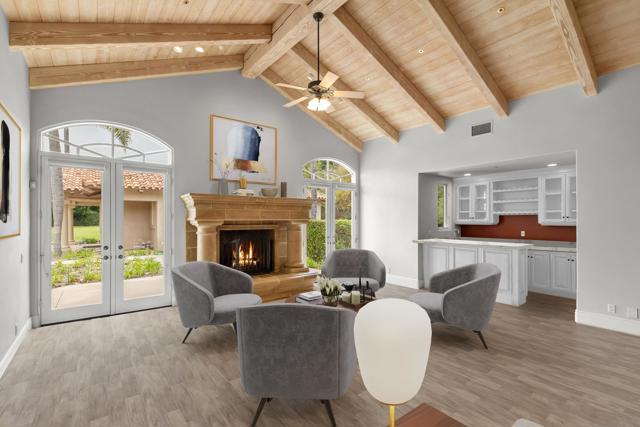 18050 Rancho La Cima Corte, Rancho Santa Fe CA: https://media.crmls.org/mediaz/7ce9df76-656b-4df2-b5c9-1b81a2170284.jpg