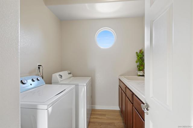 1445 Caminito Sicilia, Chula Vista CA: https://media.crmls.org/mediaz/7cea019f-e287-46b7-8961-00652fd4c3e5.jpg