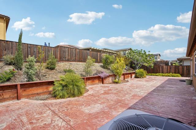5476 Pinnacle View Way, Antioch CA: https://media.crmls.org/mediaz/7cebaebe-ed8a-4856-a29e-9bc3be7d309c.jpg