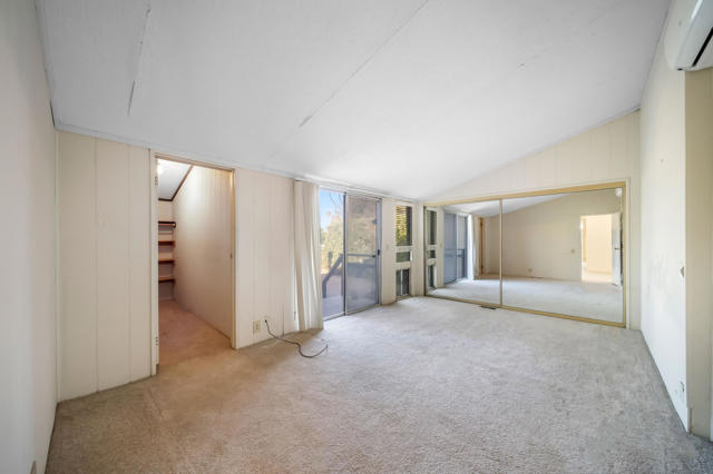 33440 Carlsbad Circle, Thousand Palms CA: https://media.crmls.org/mediaz/7ced092b-5ac3-49dd-ac78-6fd8c0099409.jpg