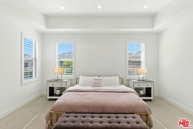 182 Plum Lily, Irvine CA: https://media.crmls.org/mediaz/7cee1f54-3ccb-4144-8769-f0dcea23ce78.jpg