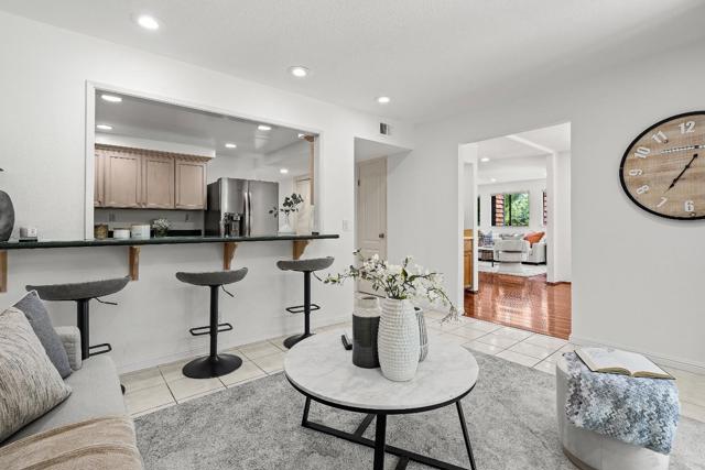 522 Thain Way, Palo Alto CA: https://media.crmls.org/mediaz/7cee7d2c-de04-428f-9459-c2f9d1c560b3.jpg