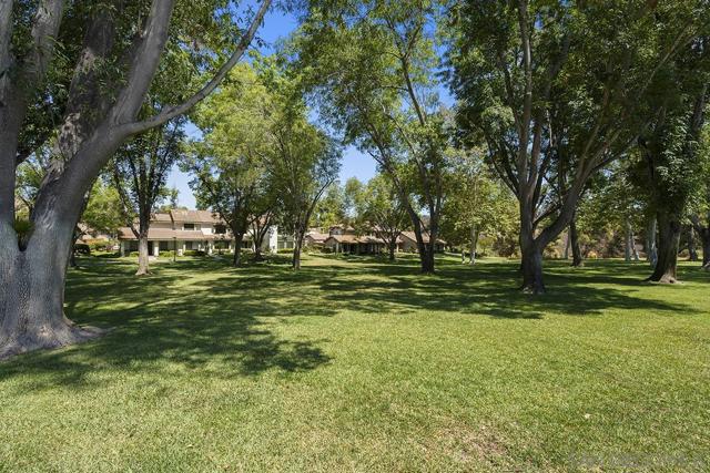 Image 29 of 34 For 9833 Rimpark Way