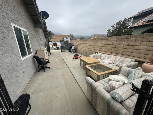 6439 Hazel Circle, Simi Valley CA: https://media.crmls.org/mediaz/7ceedb71-f871-44dc-aab3-6e8ac8aefd35.jpg