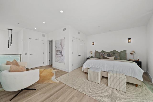 Detail Gallery Image 19 of 34 For 2646 State Street, Unit #D, Carlsbad,  CA 92008 - 3 Beds | 3/1 Baths